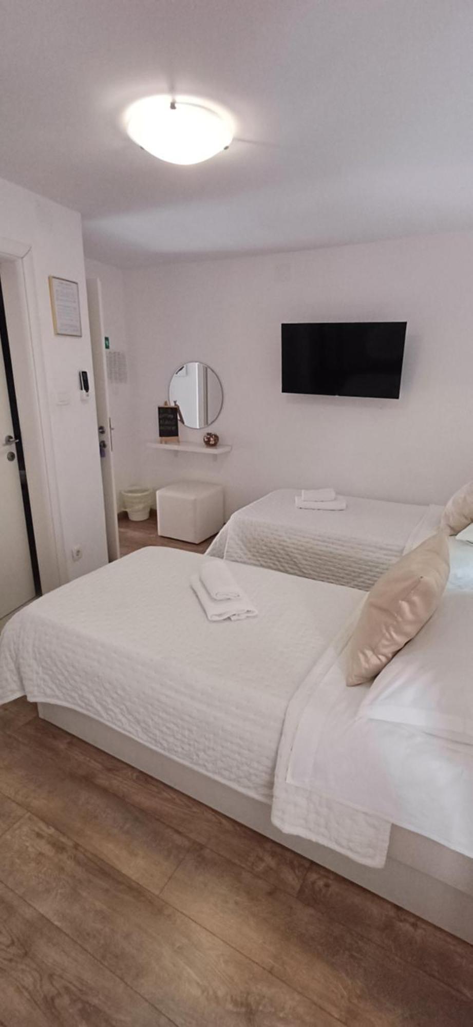 Private Apartments In Diocletians Palace スプリト エクステリア 写真