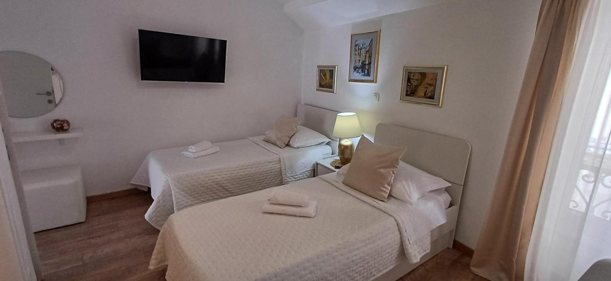Private Apartments In Diocletians Palace スプリト エクステリア 写真