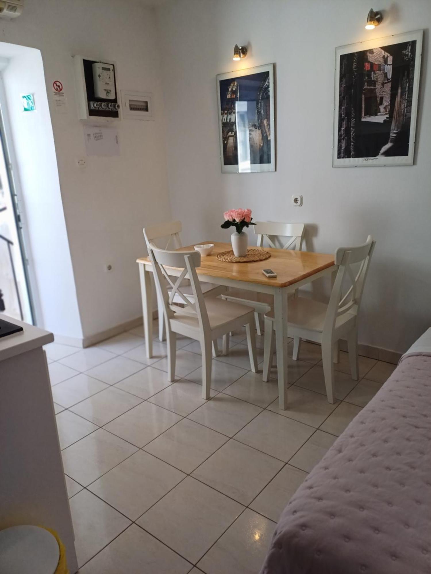 Private Apartments In Diocletians Palace スプリト エクステリア 写真