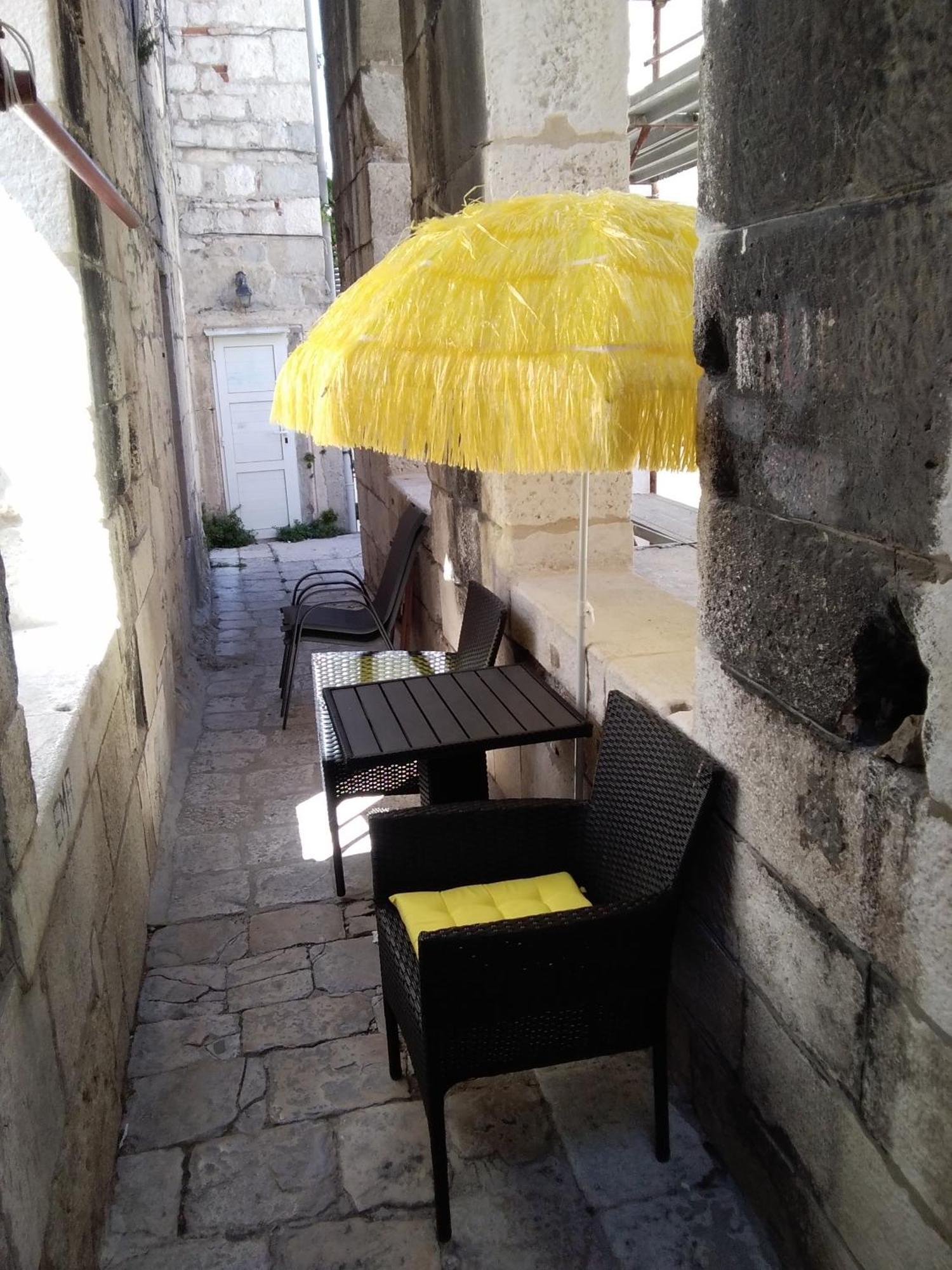Private Apartments In Diocletians Palace スプリト エクステリア 写真