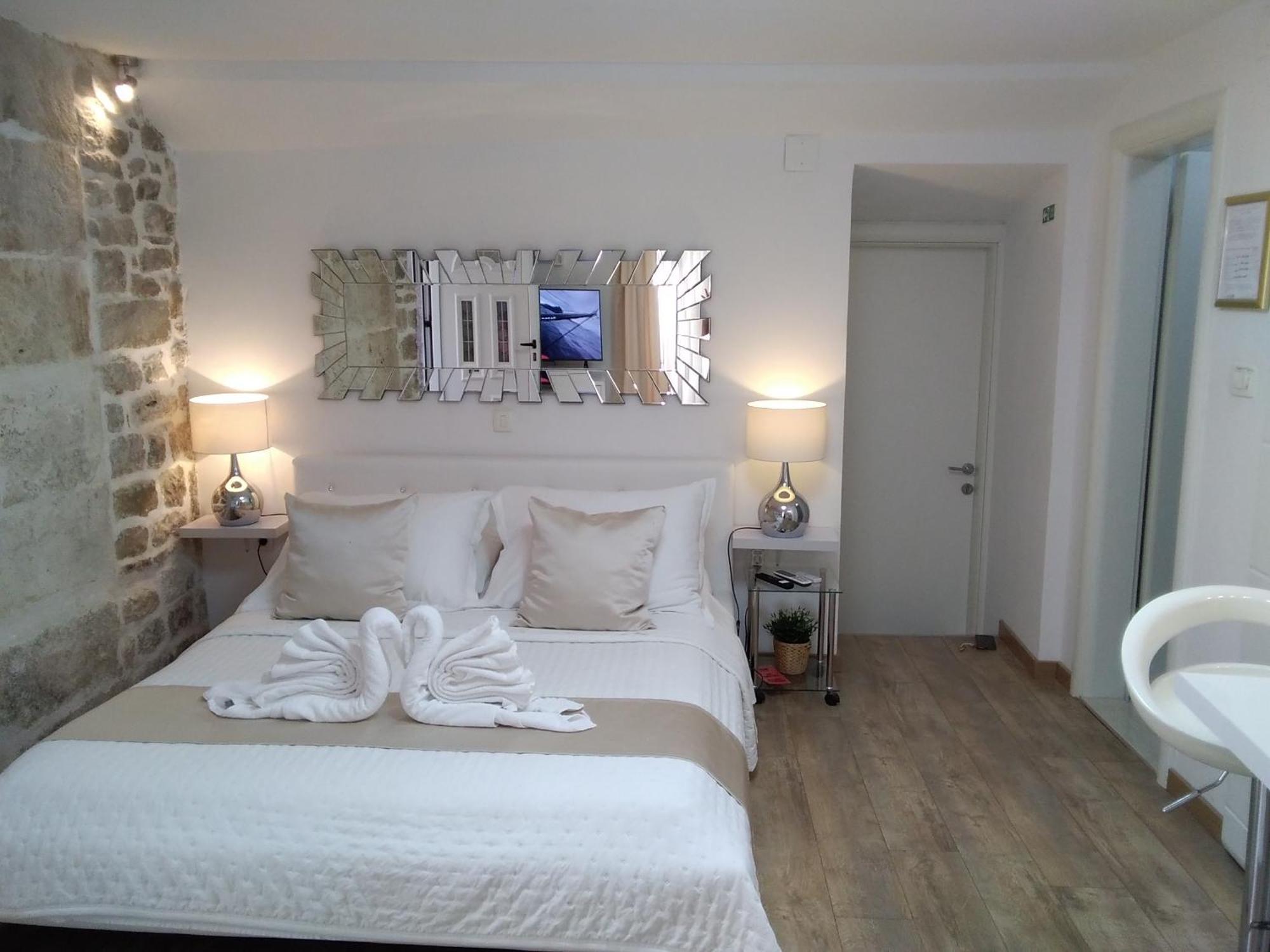 Private Apartments In Diocletians Palace スプリト エクステリア 写真