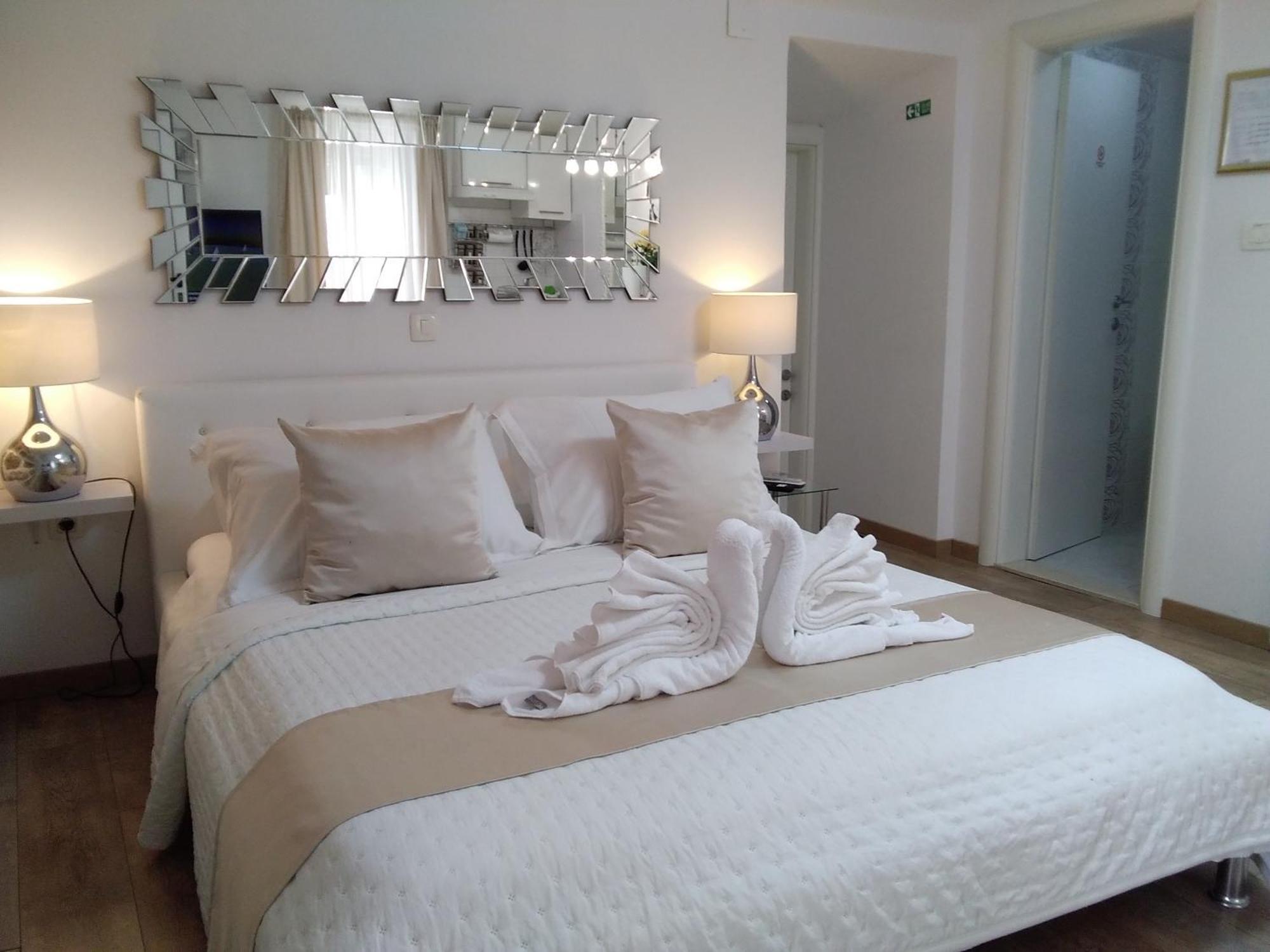 Private Apartments In Diocletians Palace スプリト エクステリア 写真